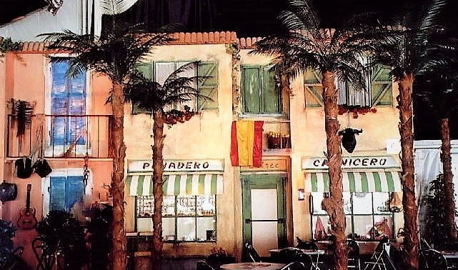 Marktplatz Hausfassaden mieten – Spanien Markt & Stadt, handgemalt