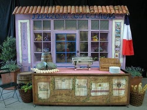 Provence Hausfassaden mieten – Frankreich-Kulisse, Marktstand, freistehend