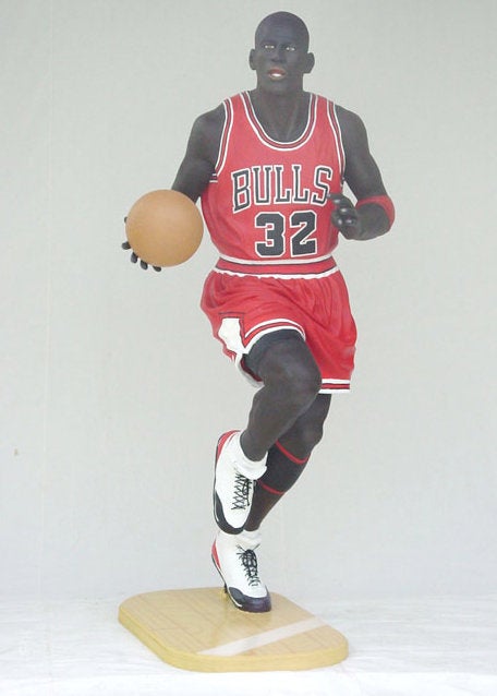 Basketballer-Figur mieten – lebensgroße Sportler-Deko, 200 cm
