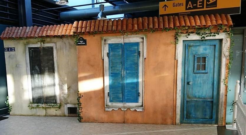 Provence Hausfassaden mieten – Frankreich-Kulisse, Marktstand, freistehend – 4