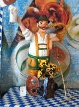 Bayer-Figur mieten – lebensgroße Oktoberfest-Deko mit Bierkrug, ca. 200 cm – 2