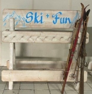 Skiständer mieten - Apres-Ski Winter Deko Holz, versch. Motive