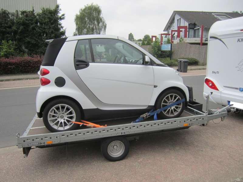 Kleinwagentransportanhänger mieten – für Smart & Co., auch Motorradtransport – 3