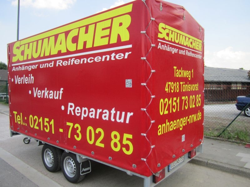 Planenanhänger mieten – Umzugs- & PKW-Anhänger 2700 kg, große Ladefläche – 2