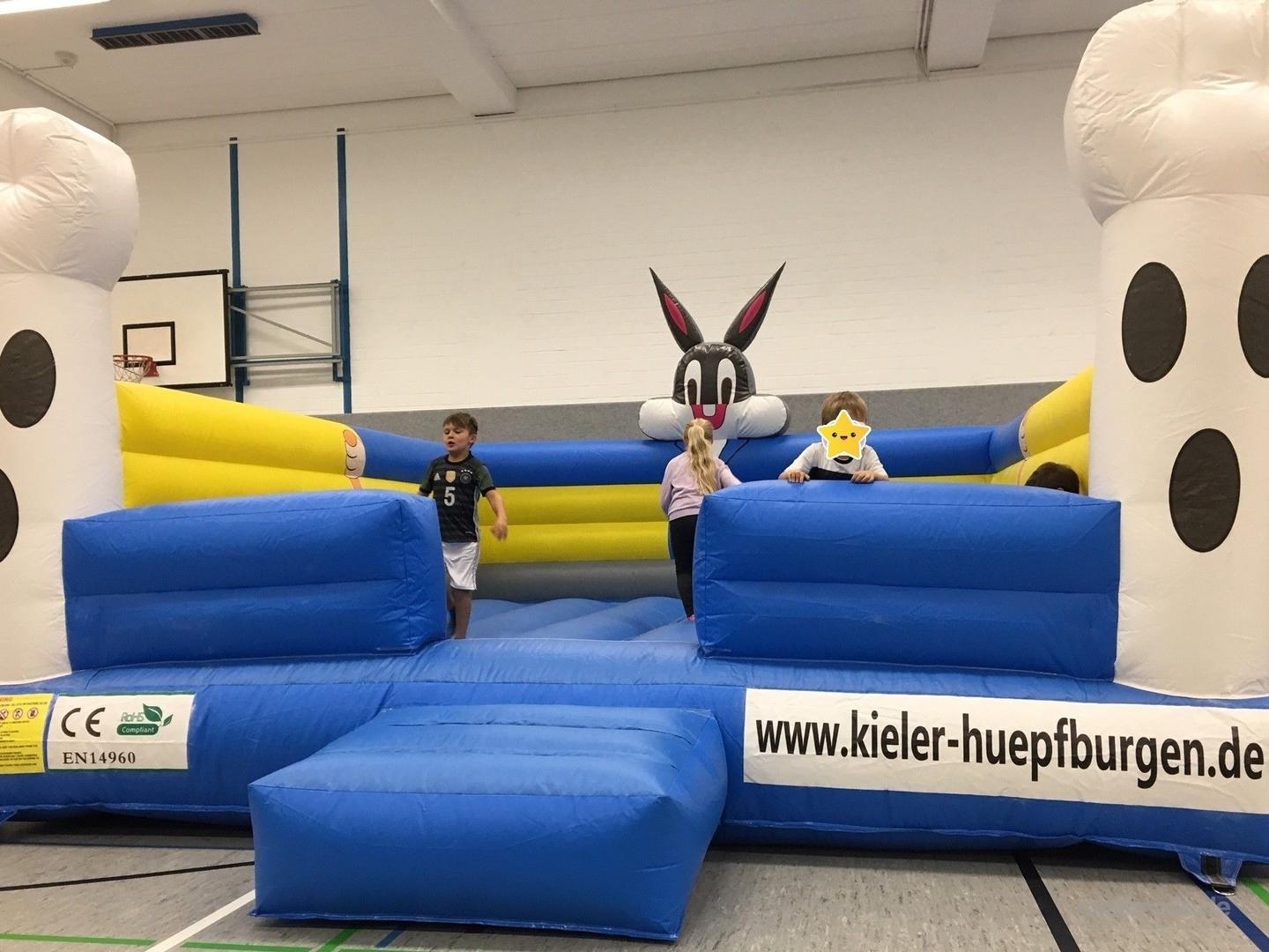 Hüpfburg BugsBunny mieten in Kiel bei bierbank-kiel