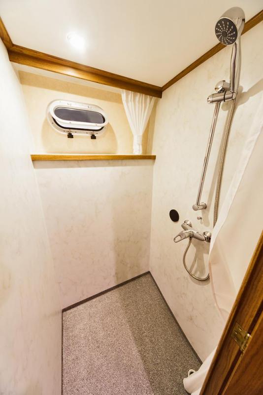 Motoryacht Seepferdchen 26 (Hollandia 38) mieten – 4+2 Pers., ab Müritz, ab 1.299 €/Woche