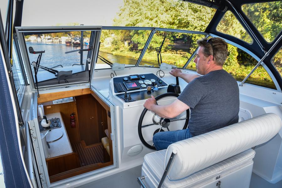 Motoryacht Seepferdchen 56 (Hollandia 38) mieten – 4+2 Pers., ab Werder, ab 1.499 €/Woche – 2