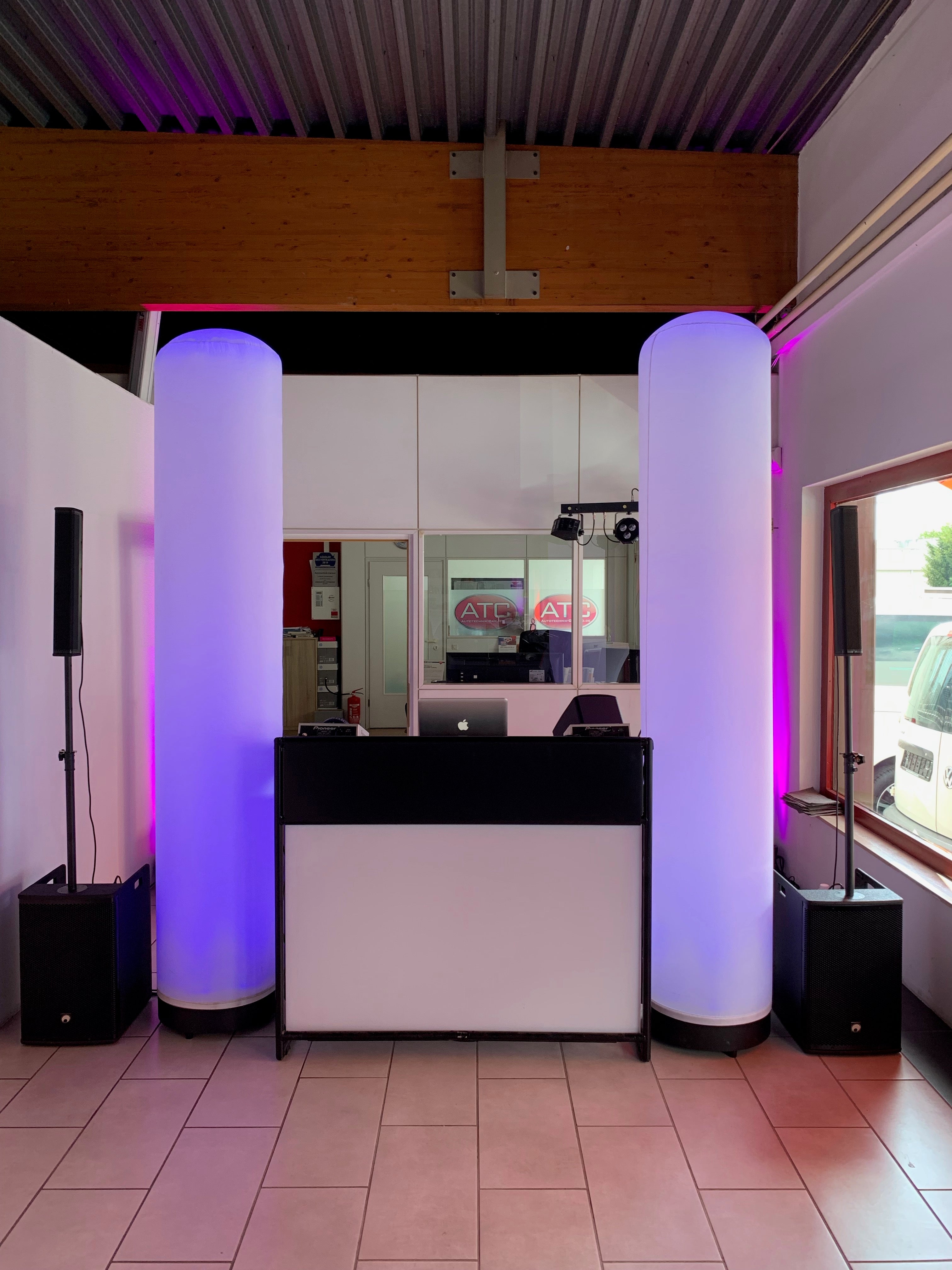 DJ-Counter mieten – mobile DJ-Theke LiteConsole XPRS, faltbar, indoor & outdoor – 2