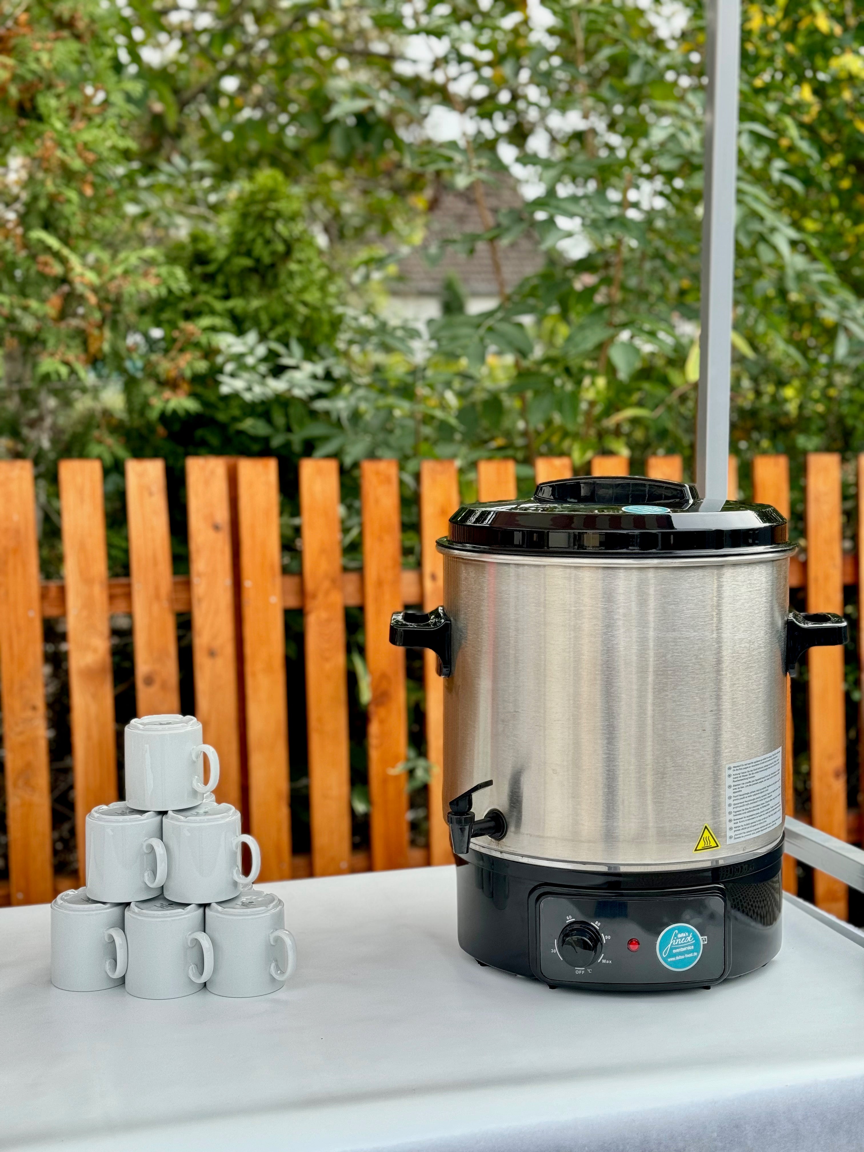 Glühweinkocher, Crêpeplatte, Flammkuchenofen & Co. mieten – Catering- und Küchengeräte für Events – 3