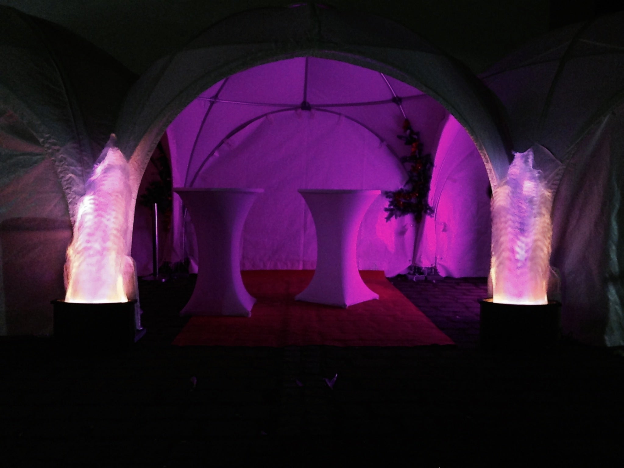 LED Flame Light mieten – Giant Fire Bühnenfeuer 150 cm, Effektlicht & Dekofeuer für Events