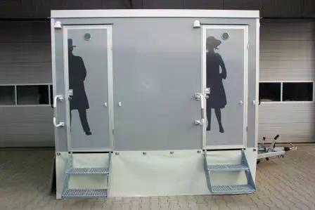 Toilettenwagen mieten – 2&1, Damen & Herren, sauber bestückt