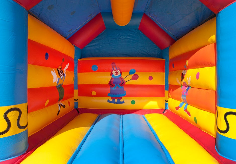 Hüpfburg Clown mieten – Kinderattraktion für Feste & Geburtstage – 4