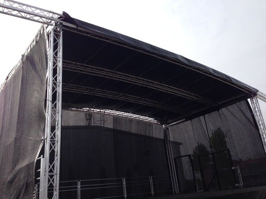 Partyzelt mieten 4 x 8 m - PVC-Festzelt mit Boden, inkl. Seitenwänden – 2
