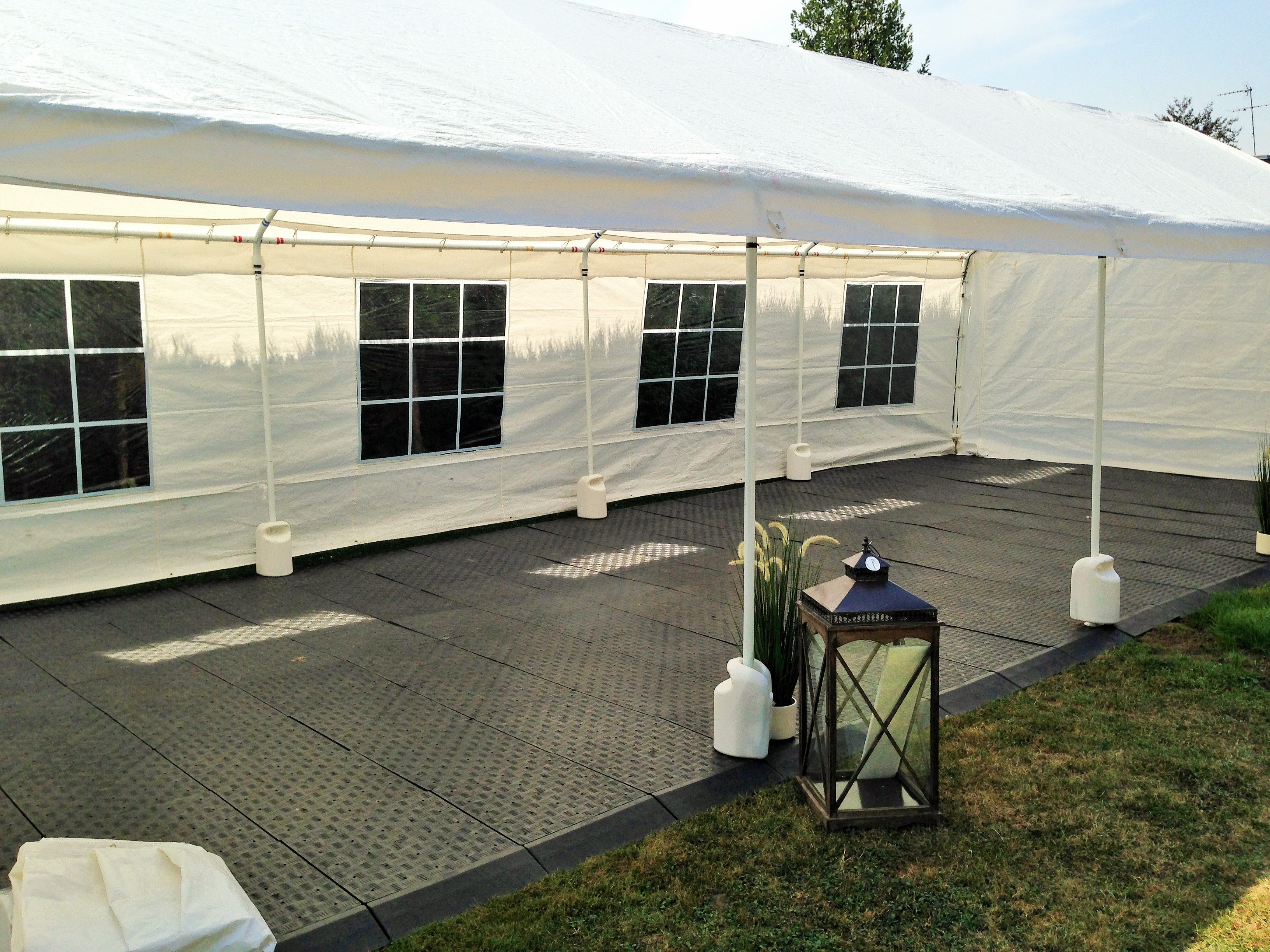Zeltboden mieten - Partyboden / Eventboden / Bodenplatten inkl. Rampen – 2
