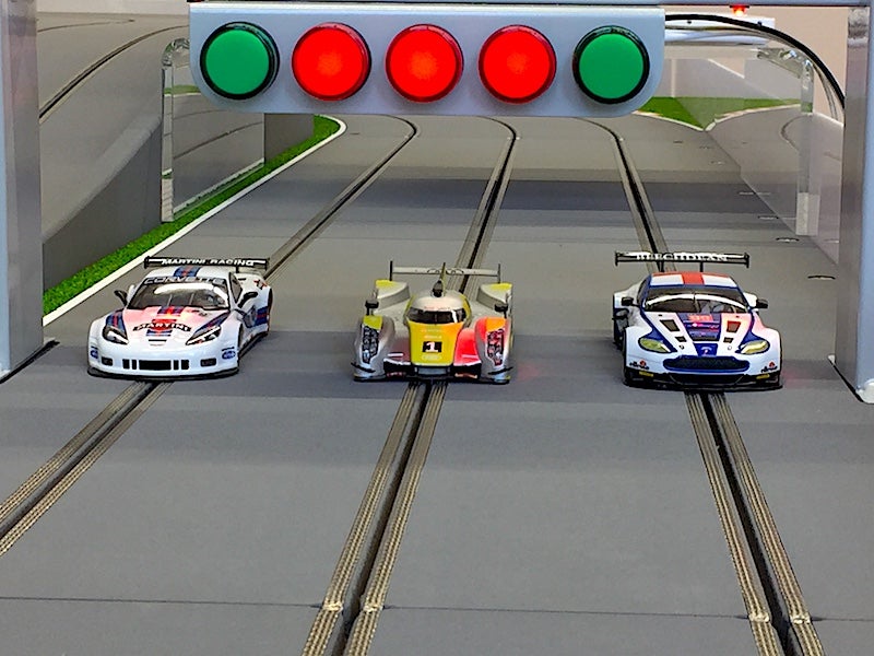 SLOTCAR RACING | AUTORENNBAHN | CARRERABAHN