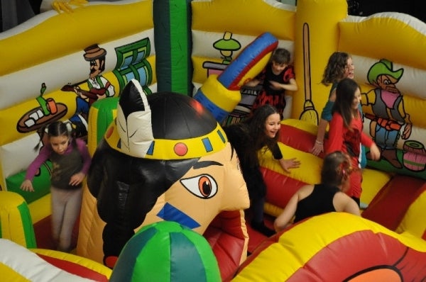 Western Hüpfburg - Saloon Wild West mieten – 3