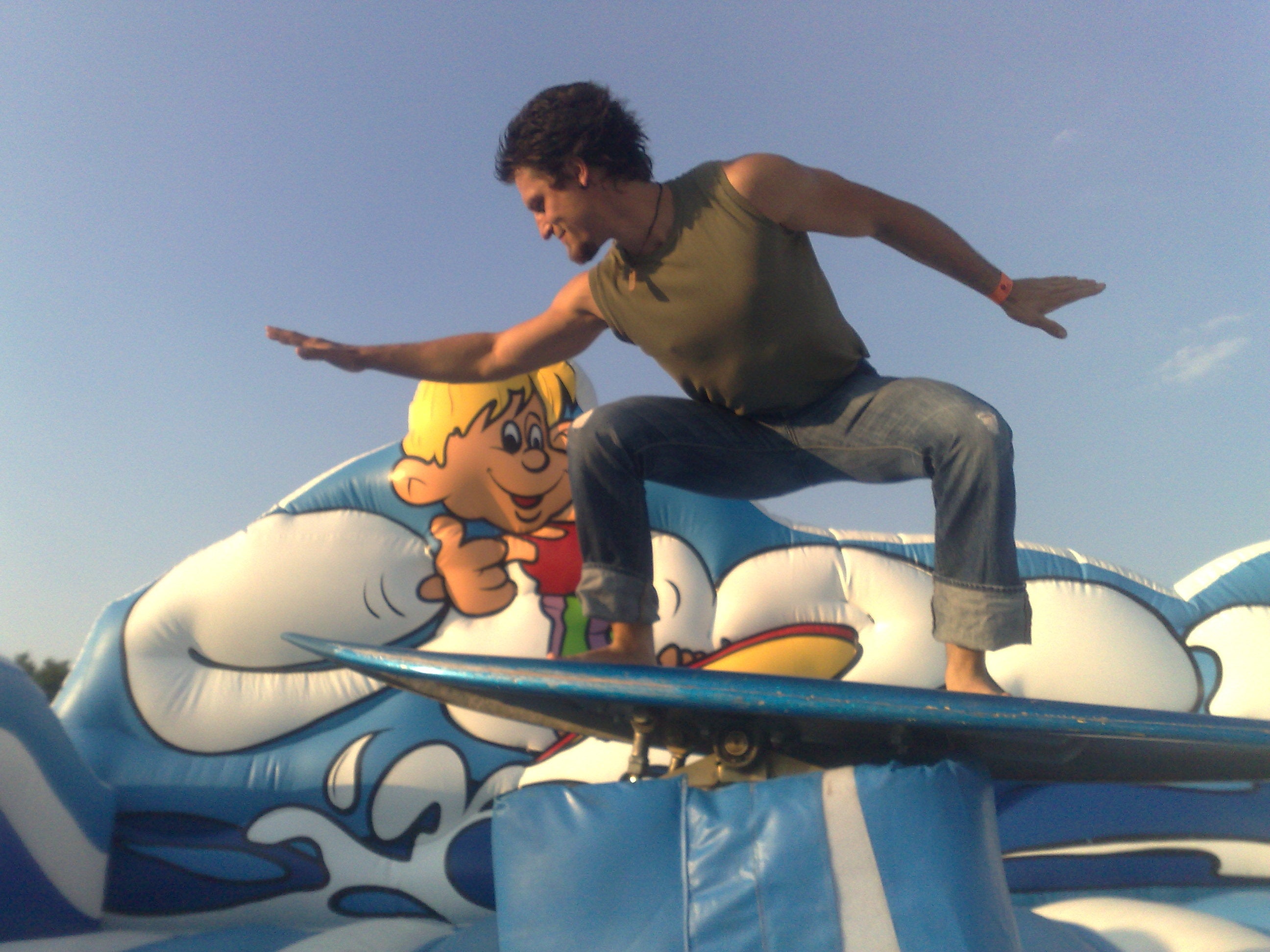 Surf Simulator - Rodeo mieten – 2