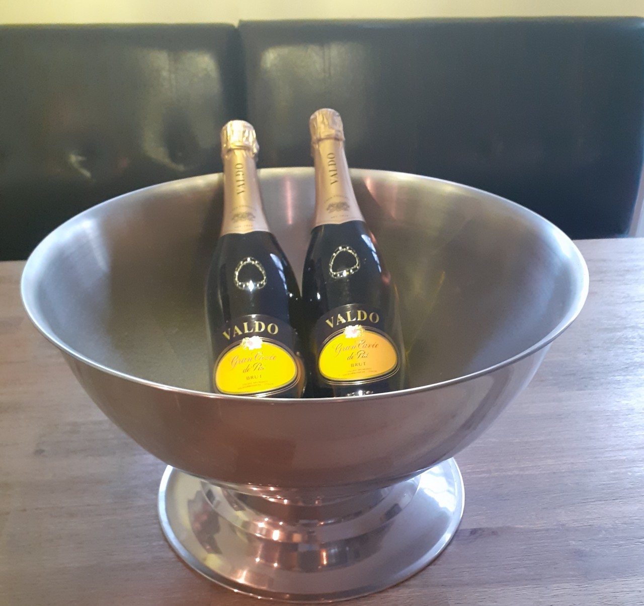 Champagnerbowl mieten in Hamburg – Getränke-Service Benstein