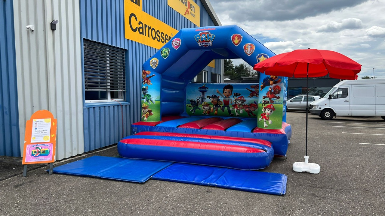 Huepfburg Paw Patrol mieten bei Axess