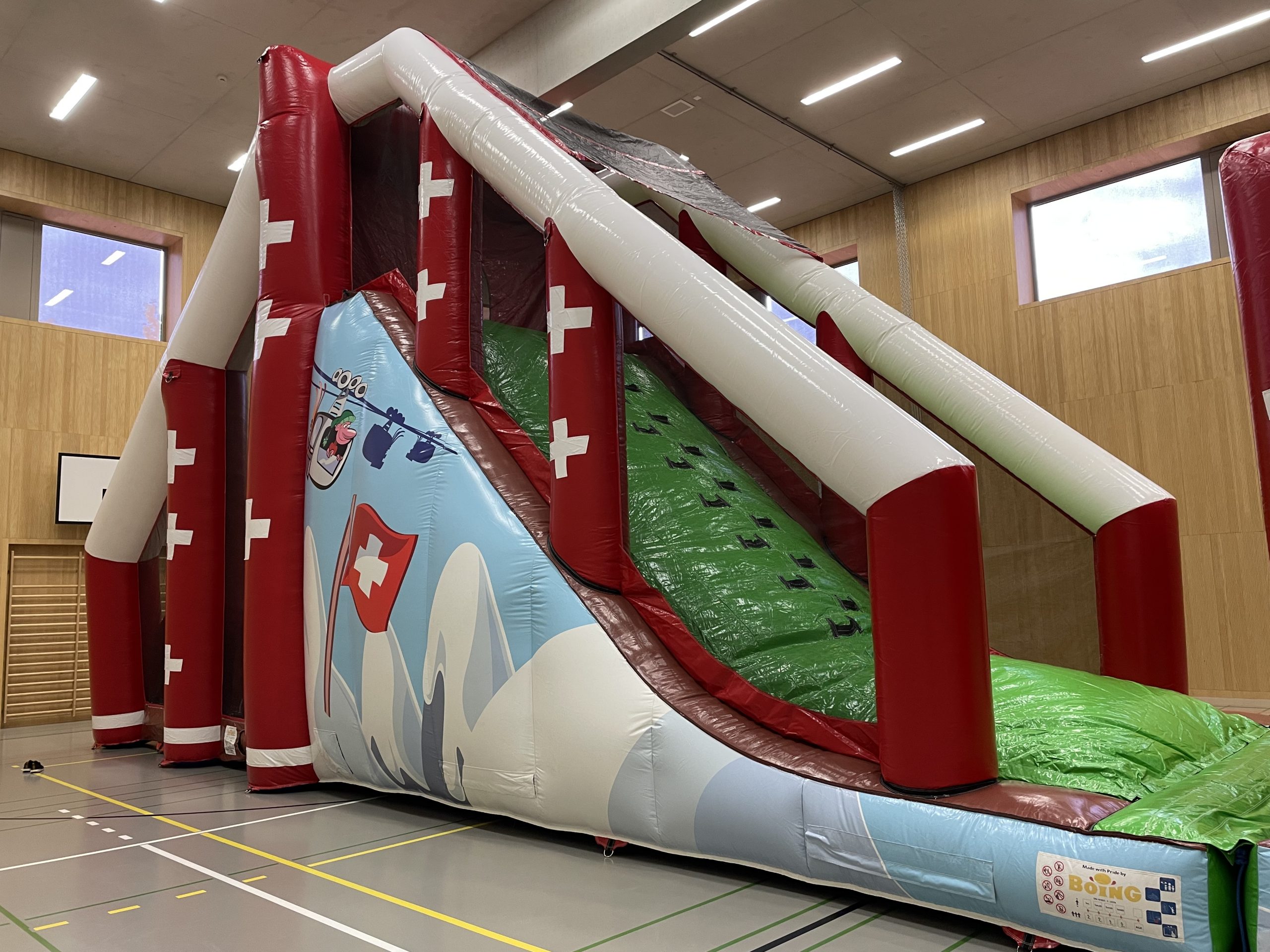 Swiss Big Jump mieten bei Axess