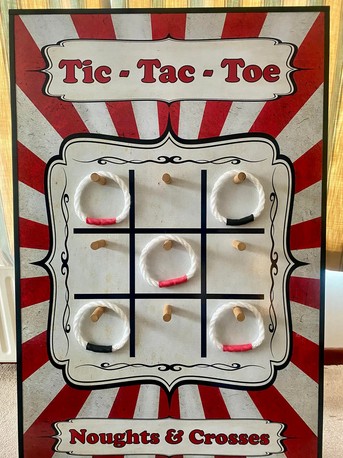 Tic Tac Toe mieten bei Axess