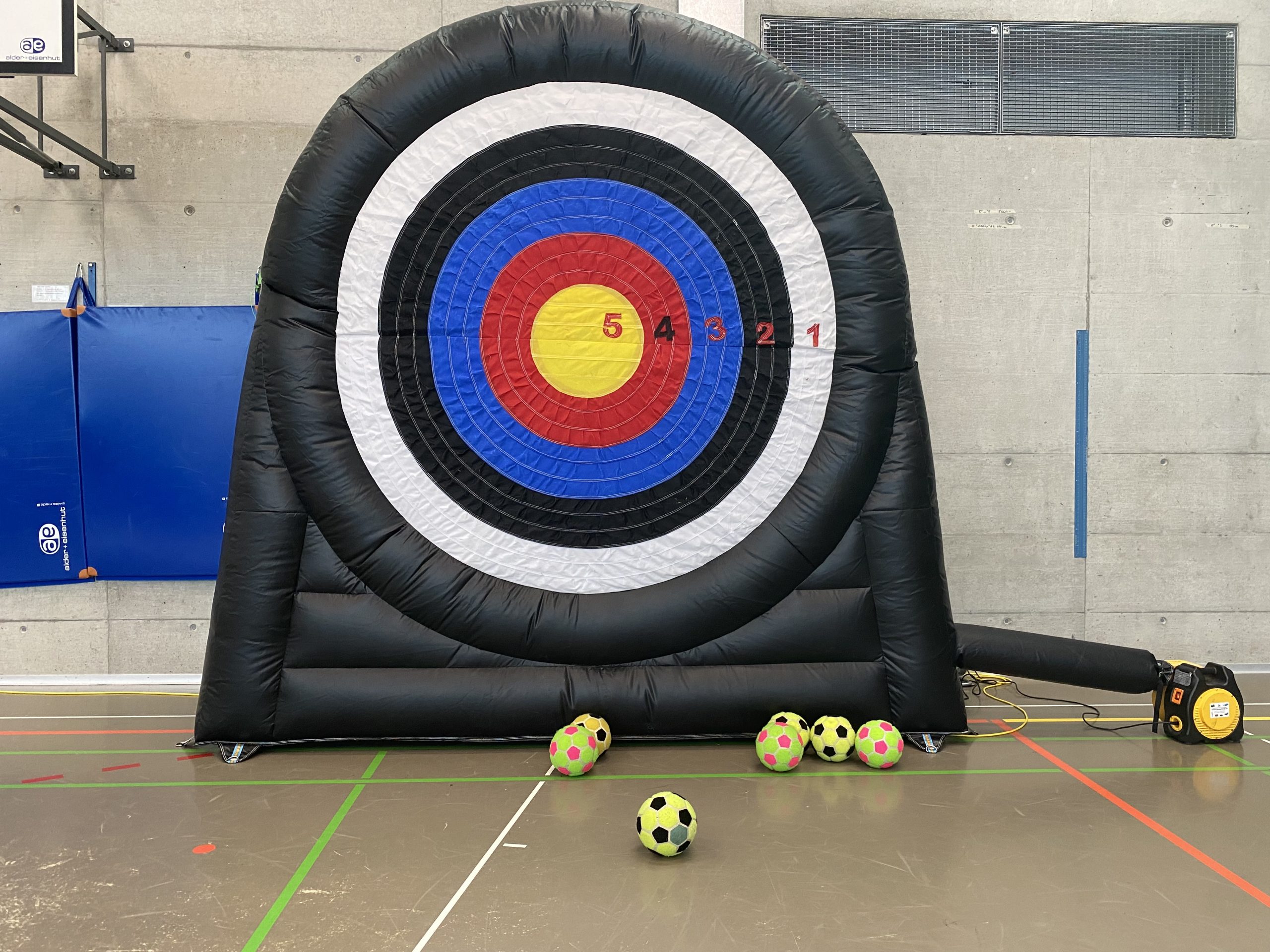 Fussball Zielscheibe 3 5M Indoor mieten bei Axess