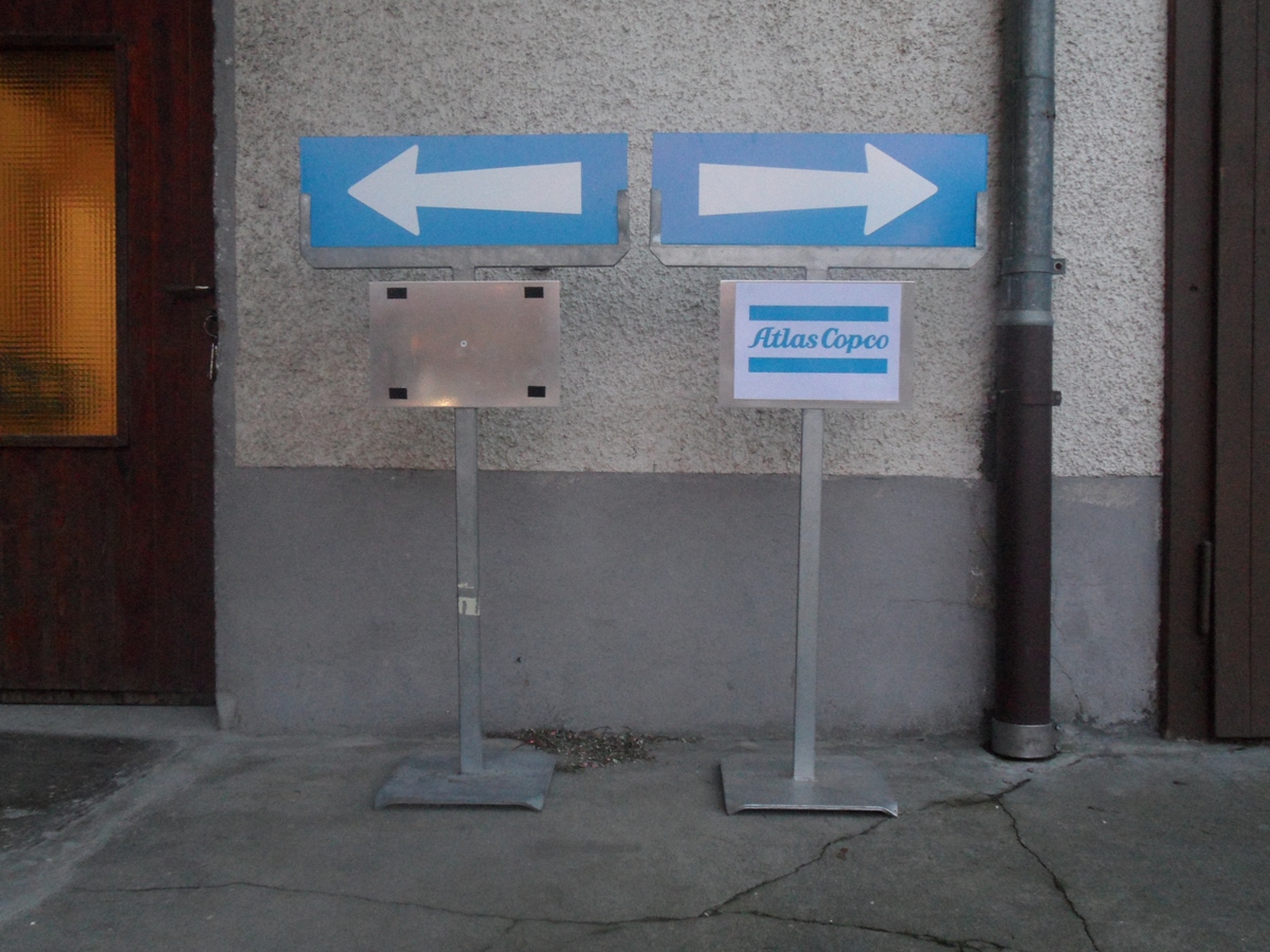 Wegweiser mieten bei Axess