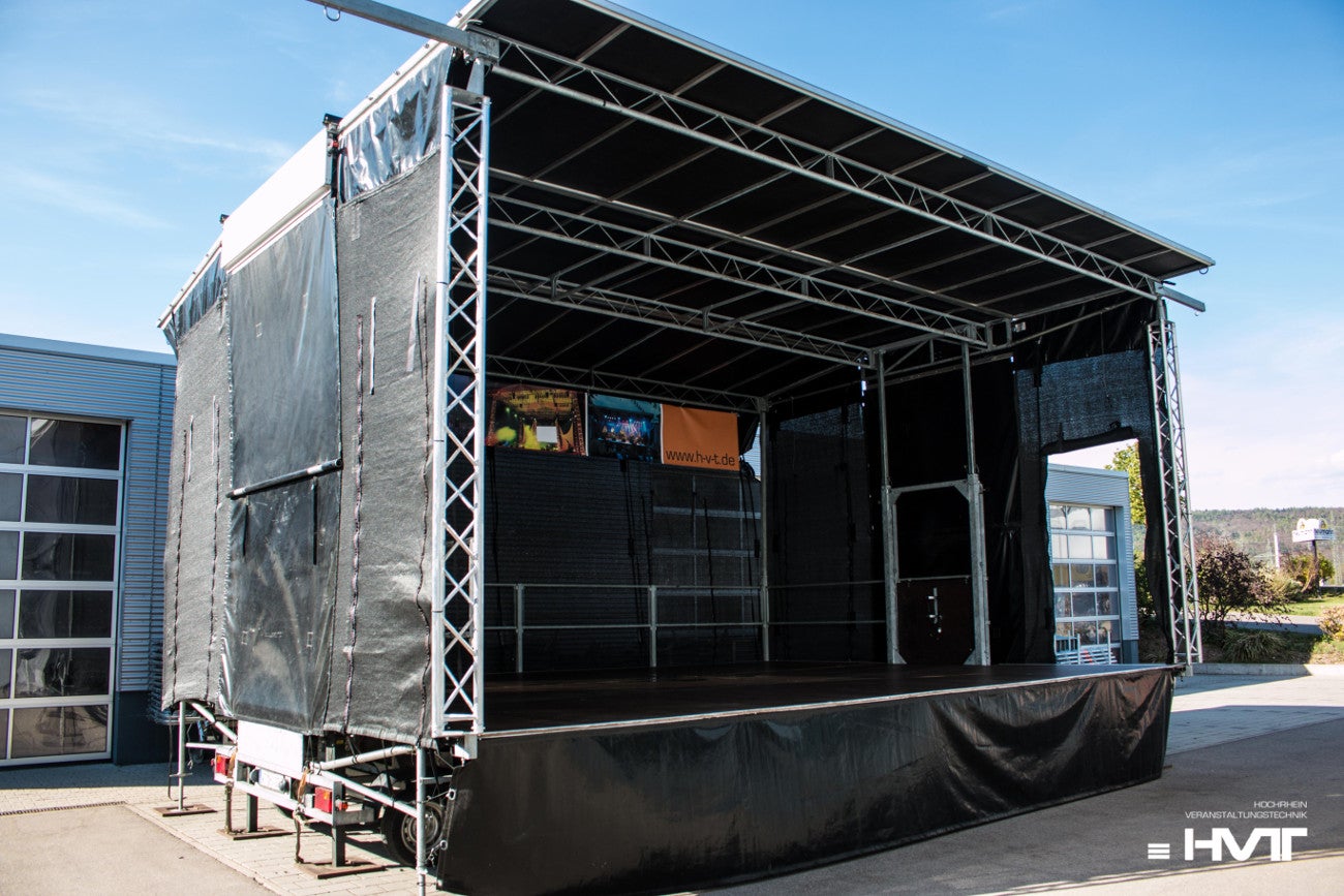 EcoStage Trailerbühne mieten – 8x6m, schneller Aufbau