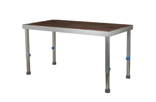 Bühnenpodest 2x1m mieten – modular, Traglast 750 kg/qm