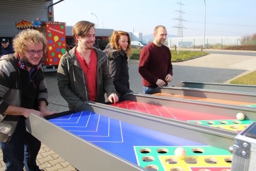 Fußballderby / Fußballrennen / Jahrmarktspiel wie Pferdederby mieten – 2