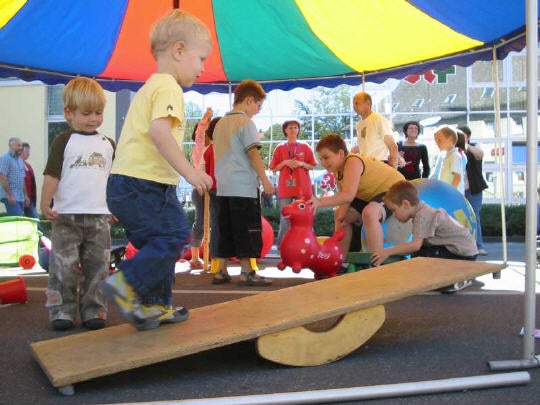 Spiele Circus / Spielzelt / Spielmobil / Kinderspielzelt buchen – 2