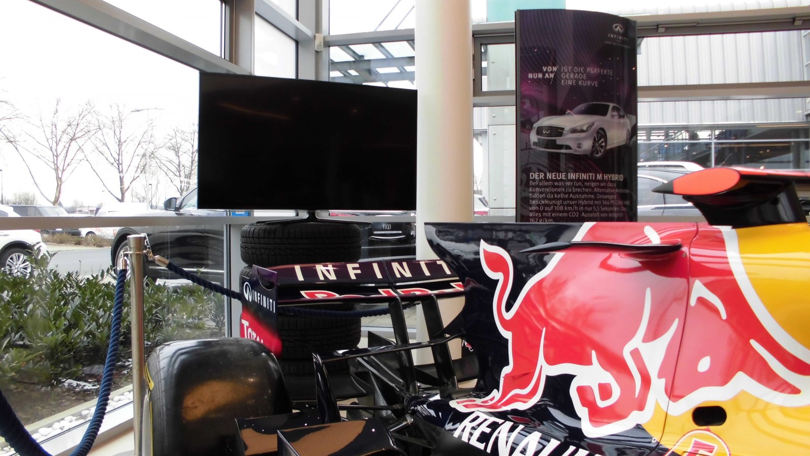 LED 3D Fernseher 138cm : USB Recording, Skypen und Vernetzung mit AllS
