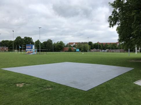 Tanzfläche 5x5 m mieten – 25 qm Tanzparkett, Multifunktions- & Hygieneboden für Events