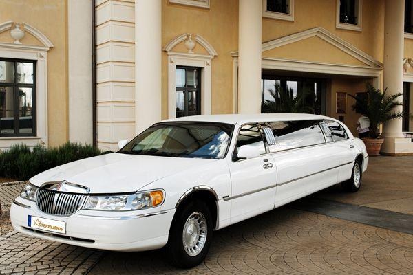 Stretchlimousine für alle Anlässe mieten in Freiburg bei Artur Neubaue