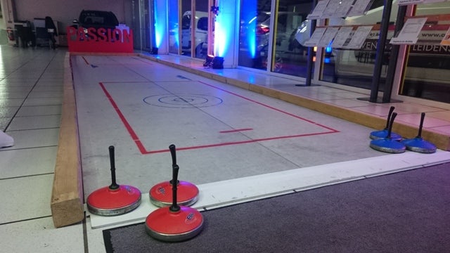 Eisstockschießen / Fun-Curling mieten – Bahn für Winterevents