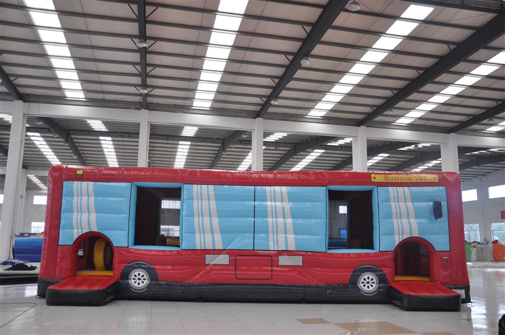 Hüpfburg Bus XXL mieten – große Hüpfburg zum Klettern, Rutschen & Springen