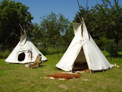 Indianerzelt / Tipi-Zelt mieten – Spielzelt für Kinder & Events – 2