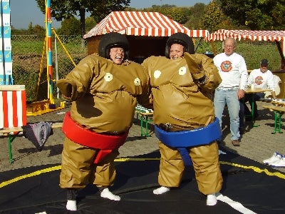 Sumo-Wrestling mieten – Sumo-Kostüme für 2 Personen – 2