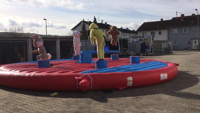 Broom mieten – Geschicklichkeitsspiel à la Rodeo für Events – 2
