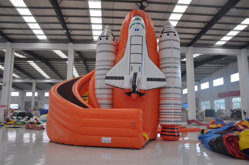 Riesenrutsche Space mieten – aufblasbare Kletter- & Rutschattraktion Rakete