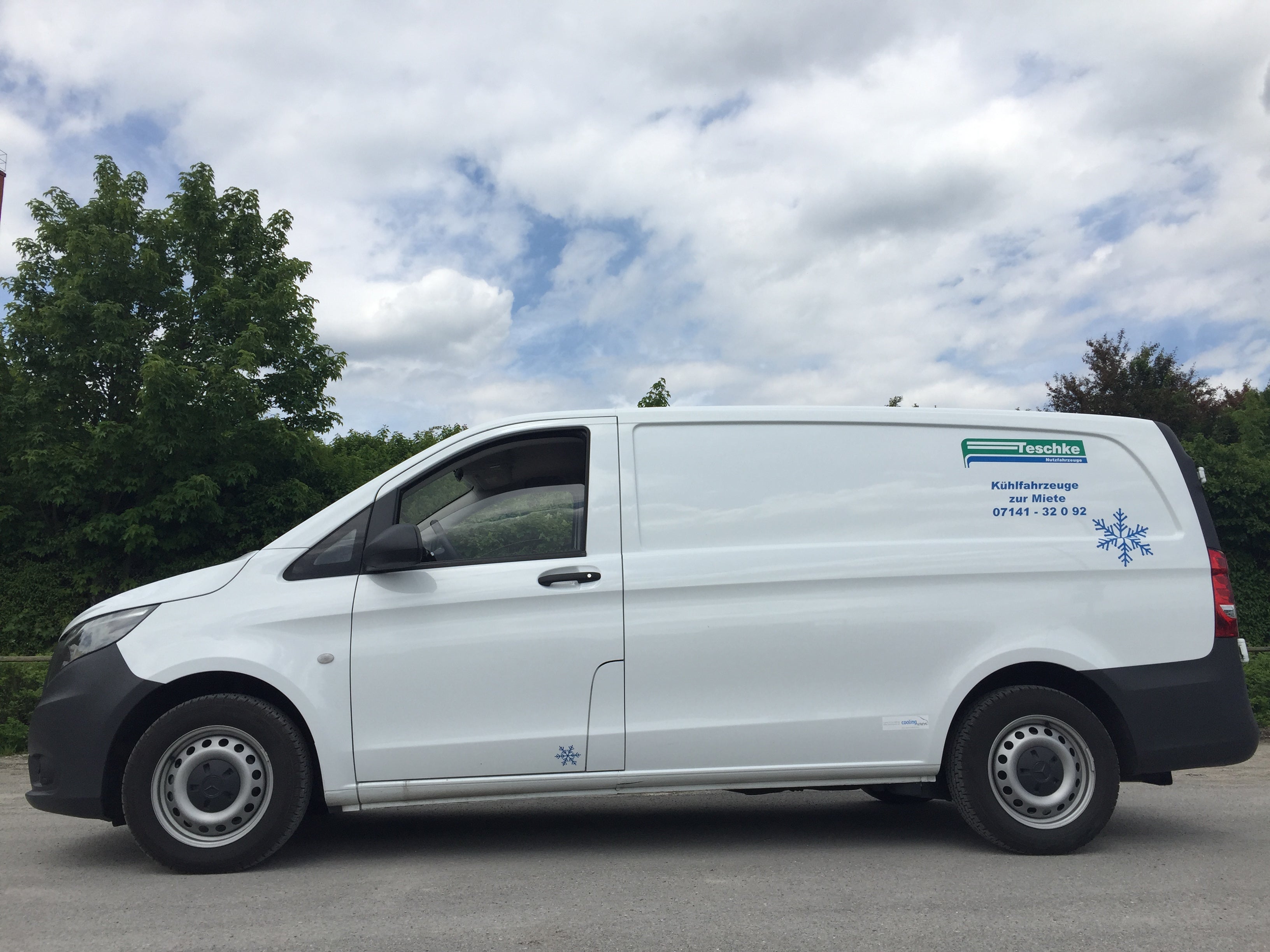 Kühlfahrzeug mit Standkühlung mieten: Mercedes-Benz Vito 111 CDI Maxi, Euro 6, in Ludwigsburg & Stuttgart