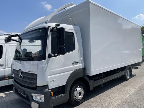 LKW mieten: Mercedes-Benz Atego 818 oder MAN 8.180, 7,49 t, Ladebordwand, Euro 6, Automatik