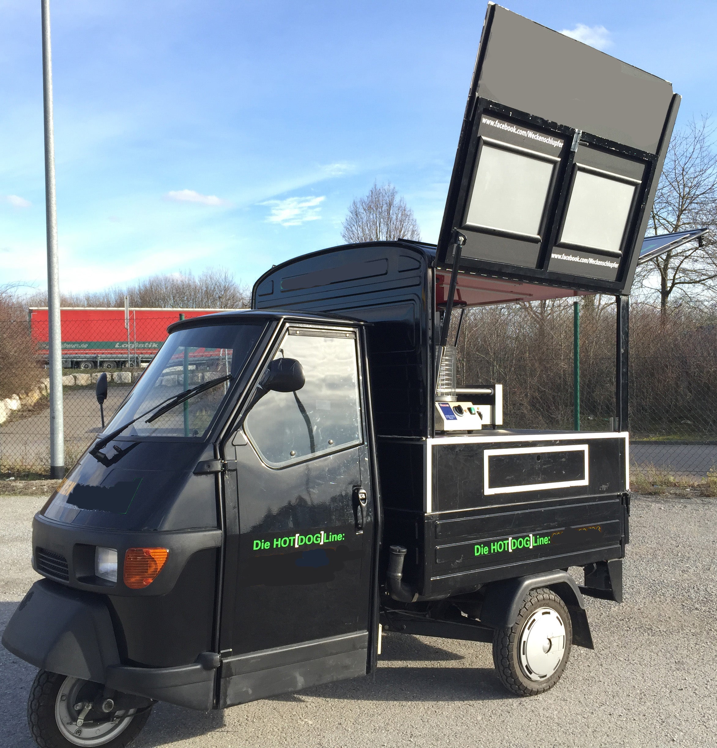 Imbisswagen mieten: Piaggio Ape Mini-Foodtruck, Hotdogwagen für Messen & Veranstaltungen