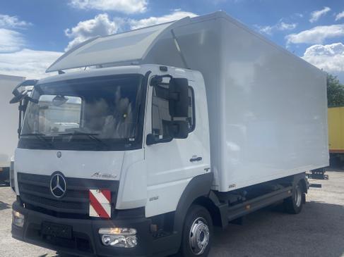 LKW mieten: Mercedes-Benz Atego 818 Koffer, 7,49 t, Euro 6, Automatik, Ladebordwand