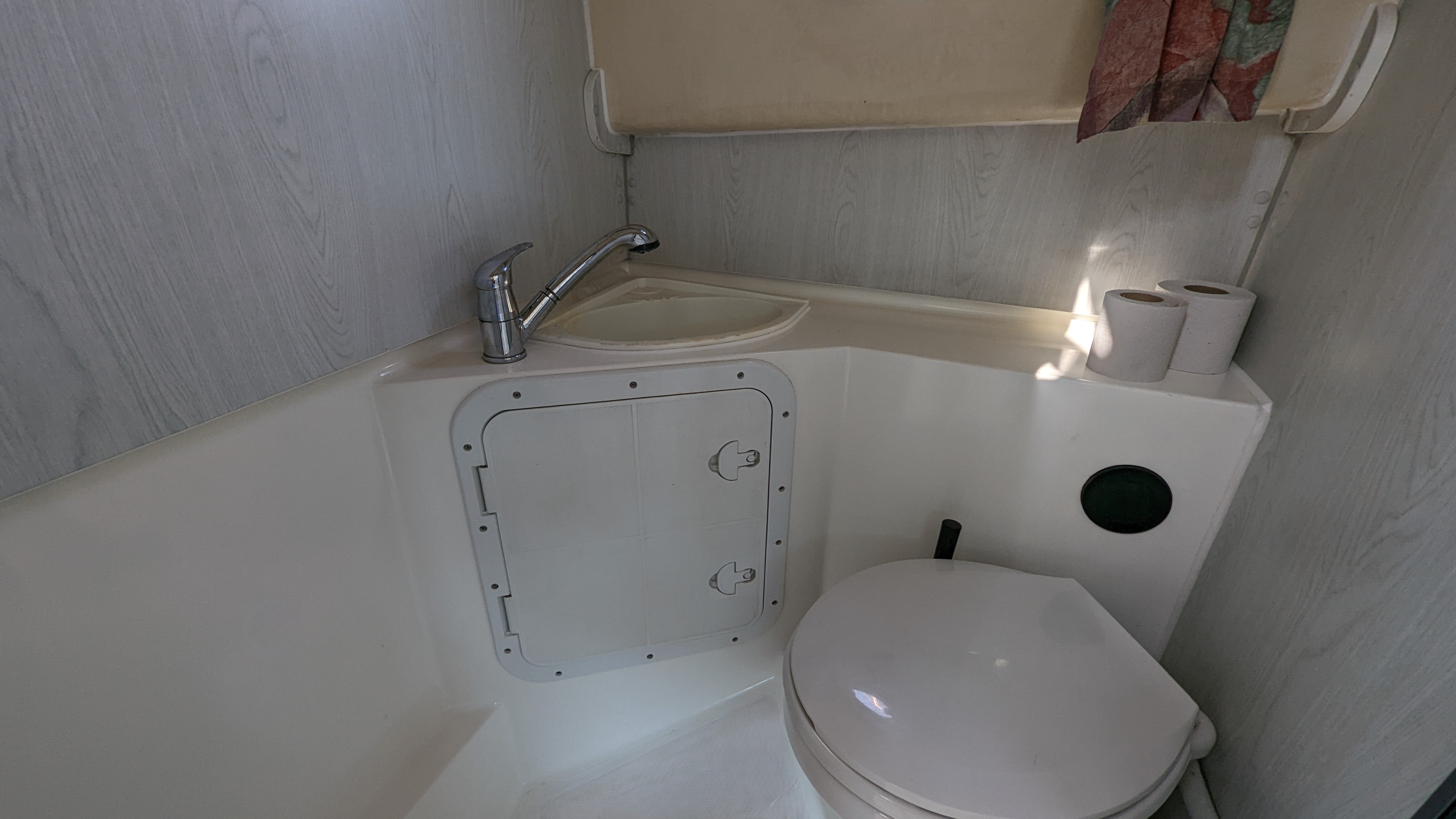 Boot Bellus 750 mieten – 3