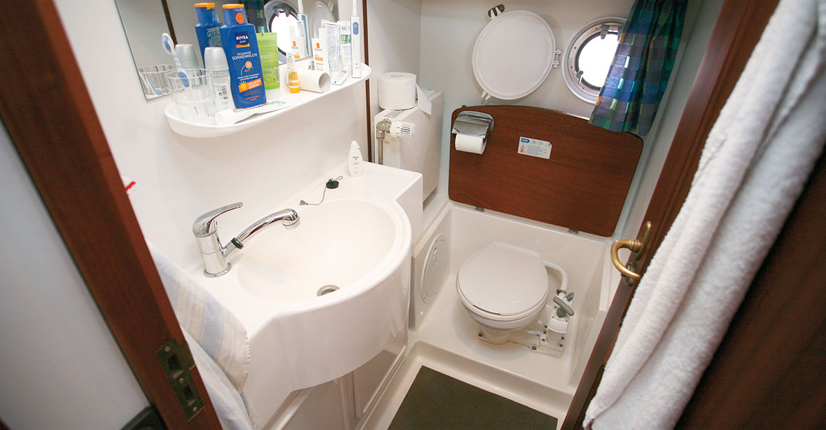 Hausboot Kormoran 1280 mieten – 2