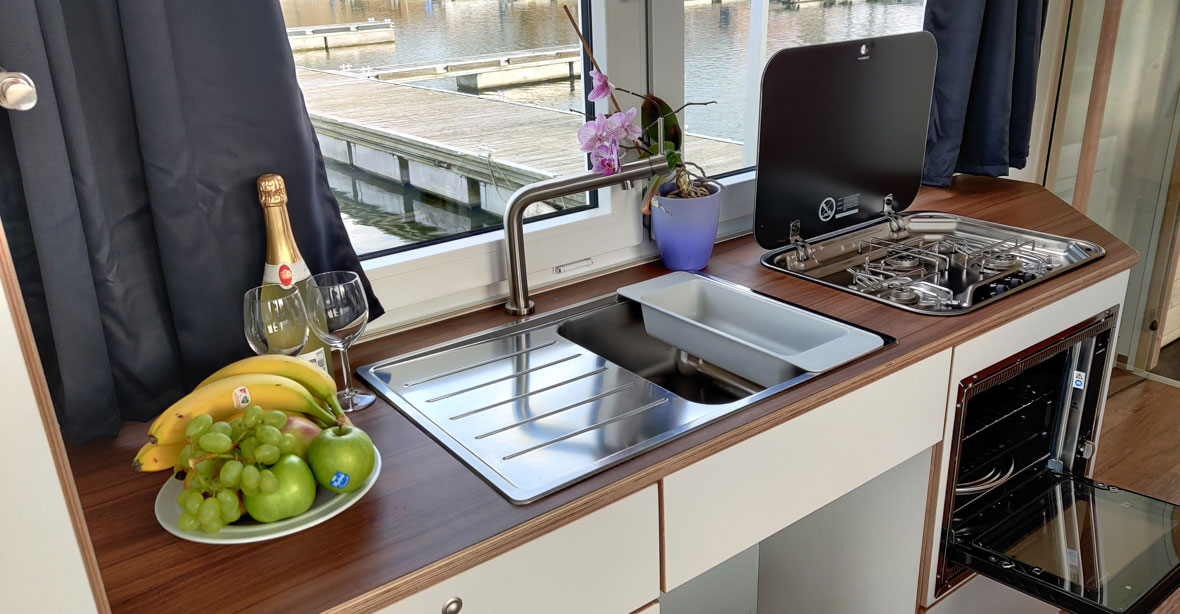 Hausboot Sauna-Hausboot – barrierefrei mieten – 2