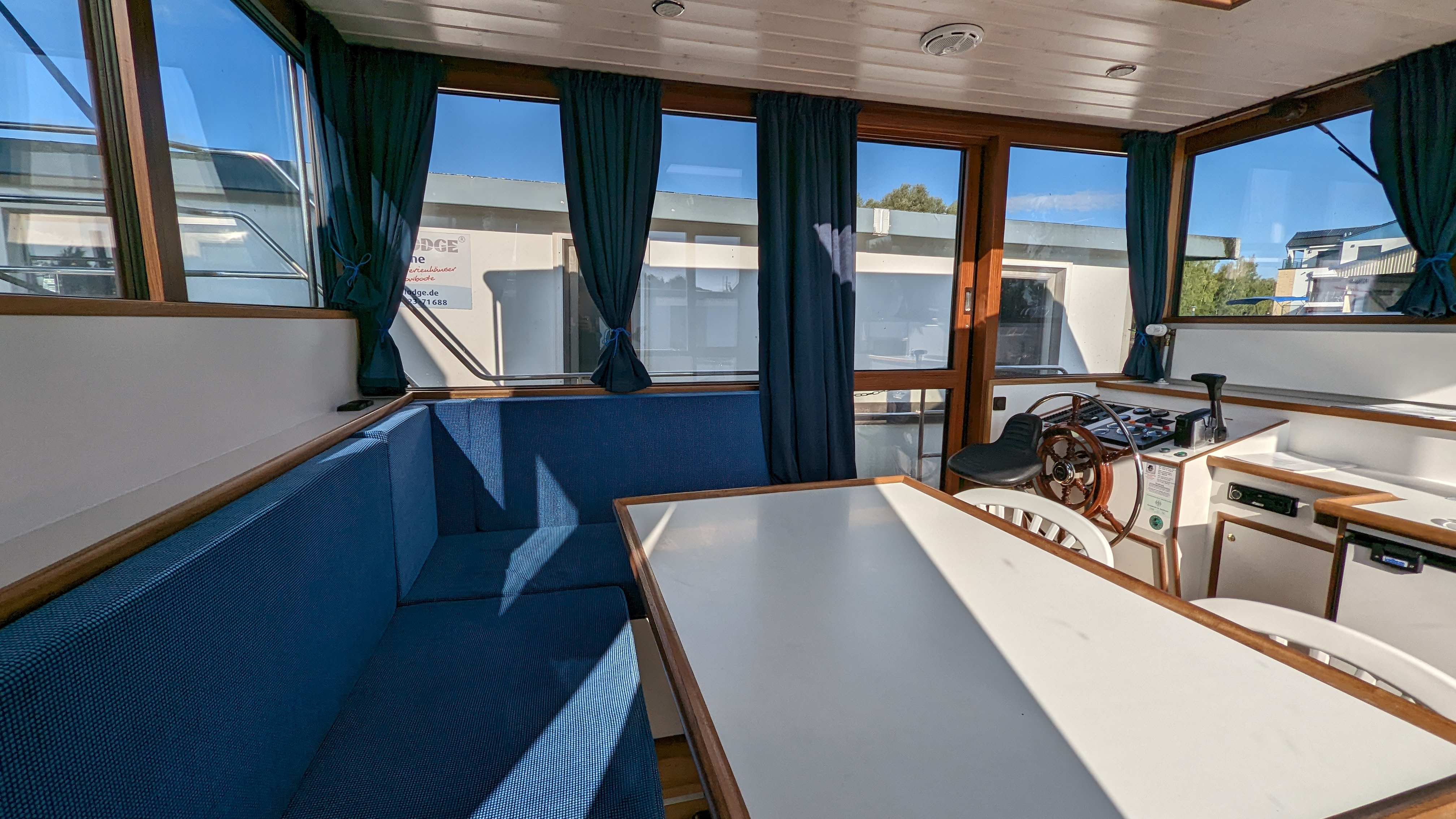 Hausboot Kormoran 1290 mieten – 2