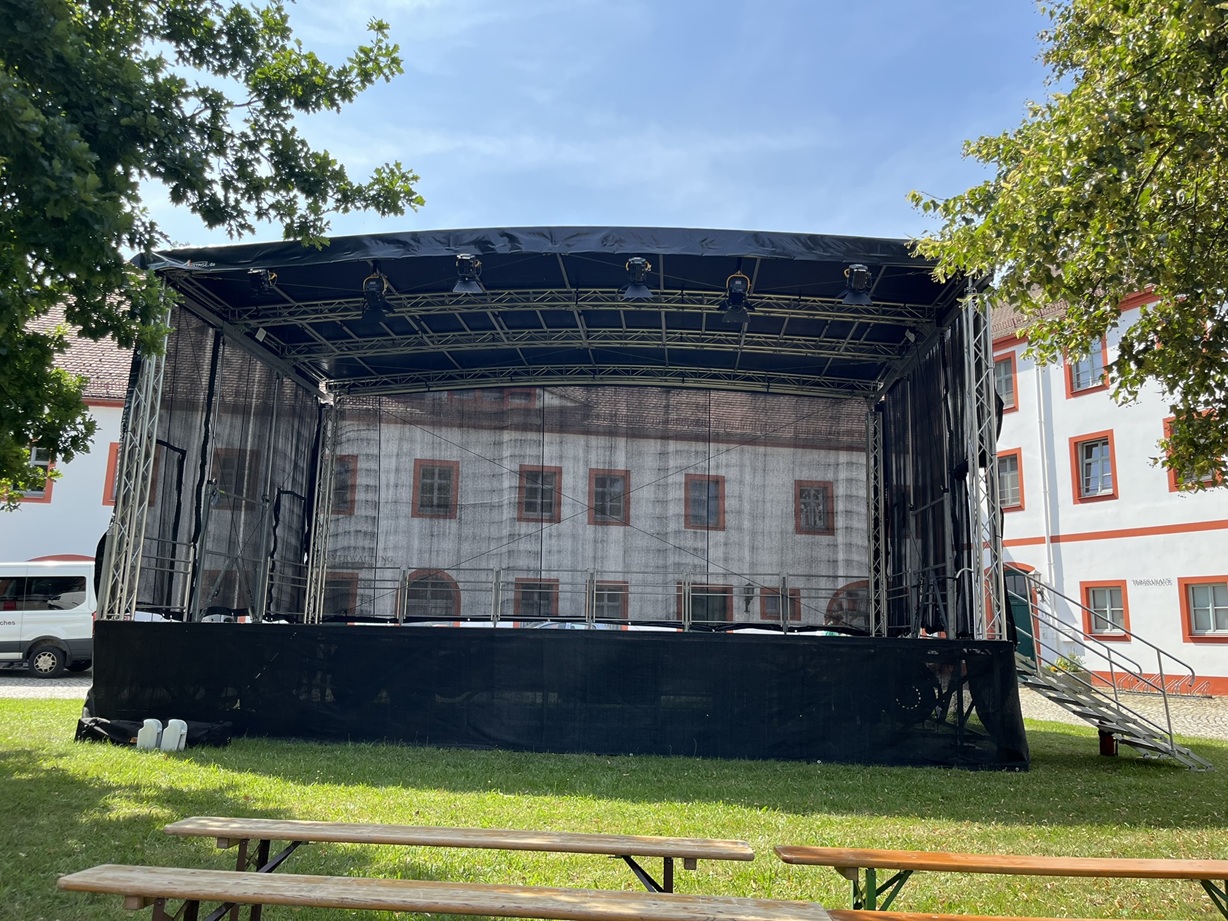 Mobile Bühne OpenAir Stage 10x8m 10x6m 8x6m Trailerbühne (48m², 60m² & 80m²) – Thumbnail 8