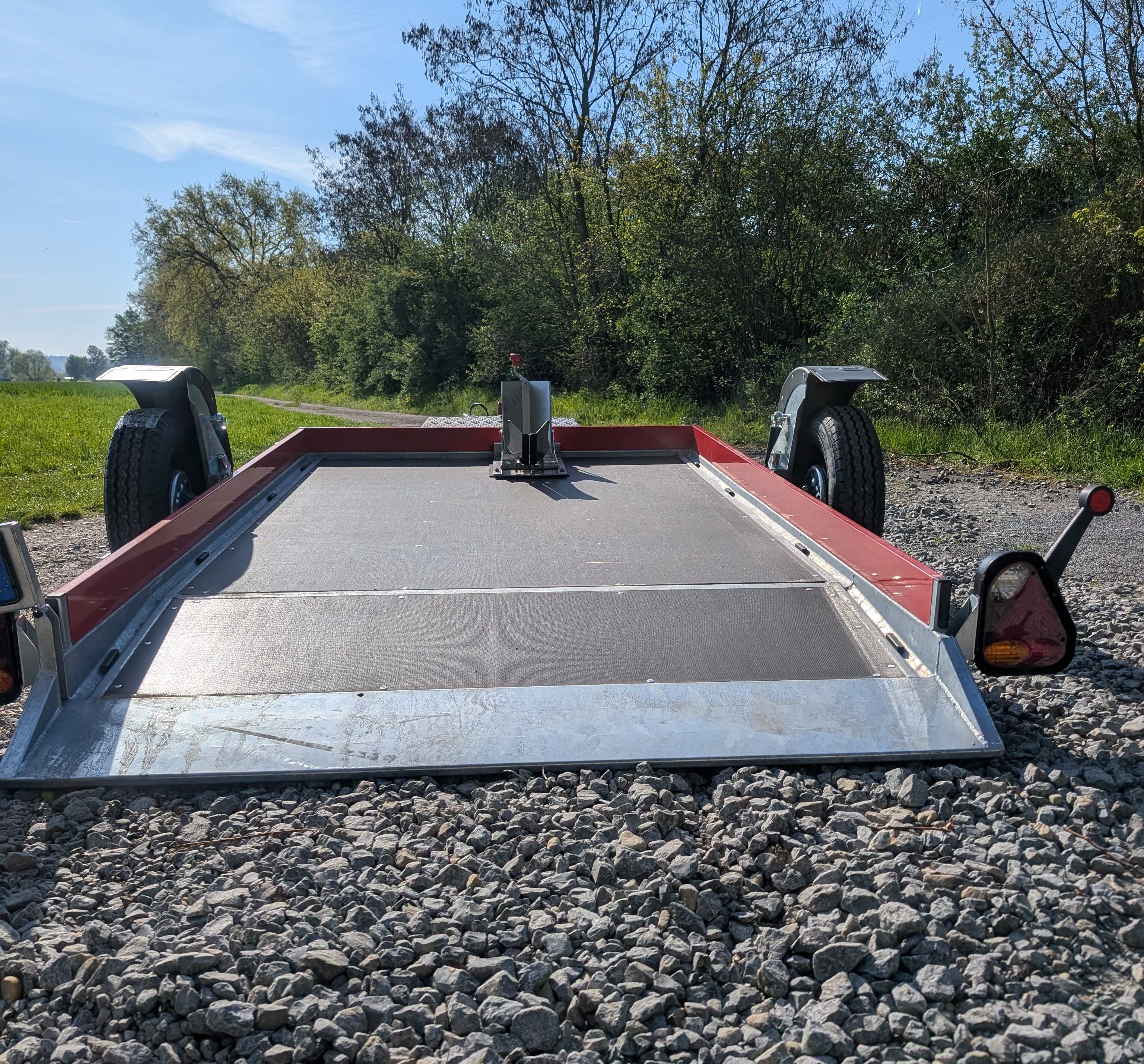 Motorrad-Absenkanhänger mieten – Senkomat, hydraulisch, 100 km/h – 4